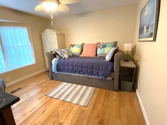 Bedroom 5 - 1