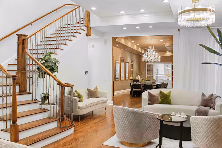 Bellevue Luxury Mansion 