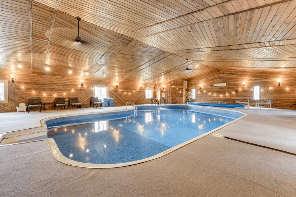 Vine Vista Pool House