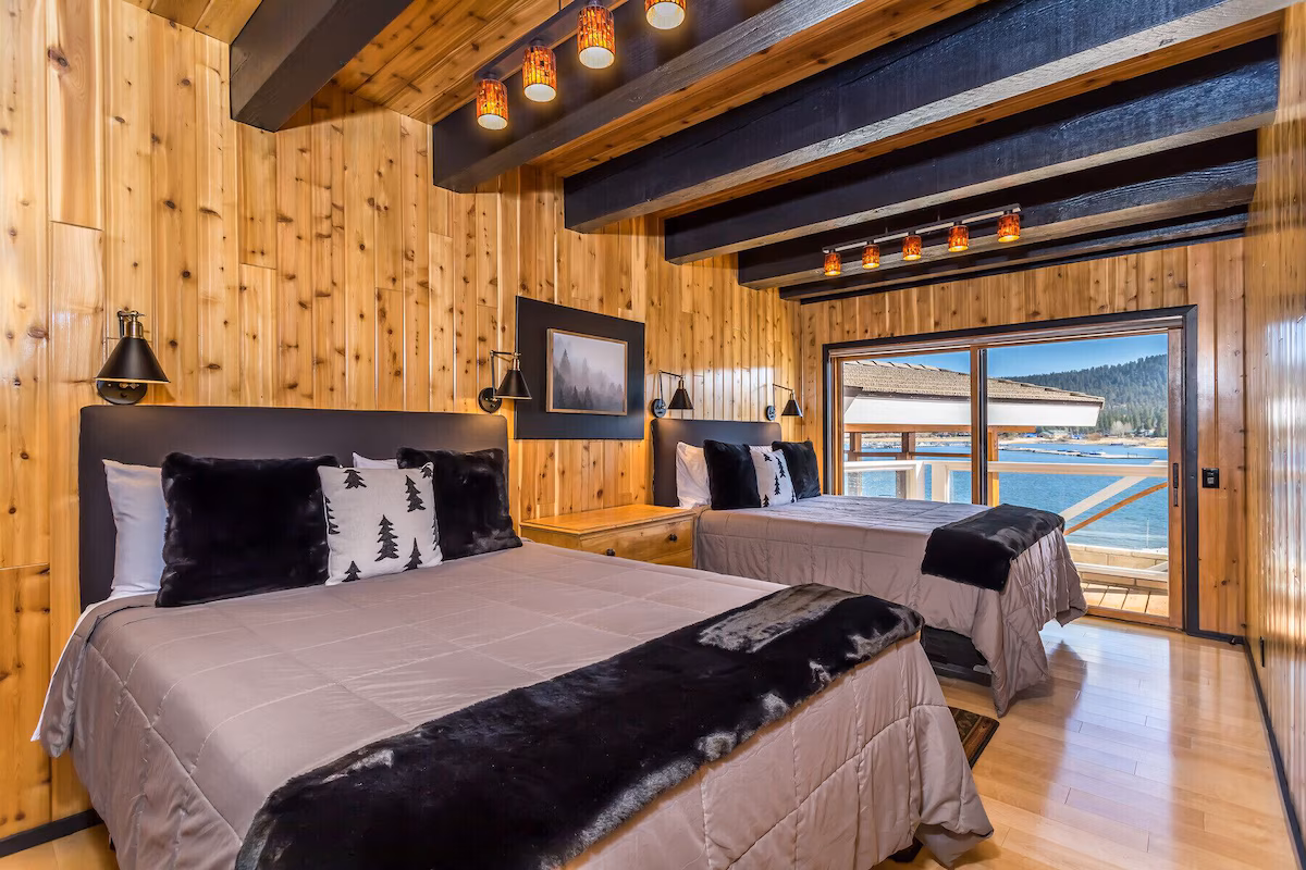Room 4 Bed