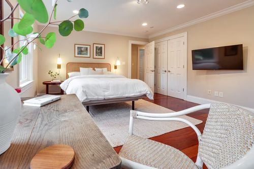 stone-manor-bedroom-3-1