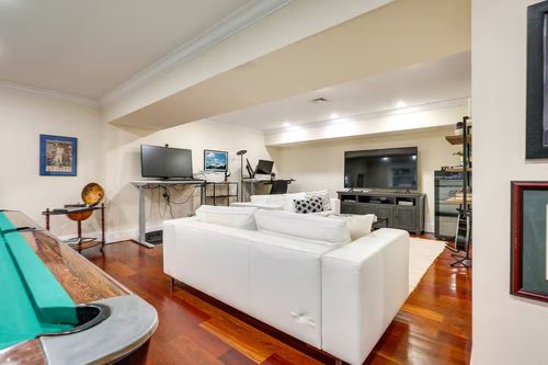 stone-manor-game-room-2-2